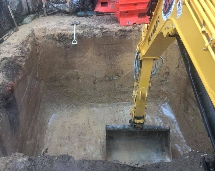 34579354_225785284678834_3992865820454682624_n
